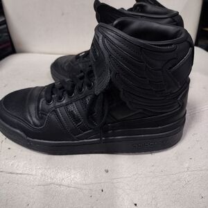 BNWT Adidas Jeremy Scott edition